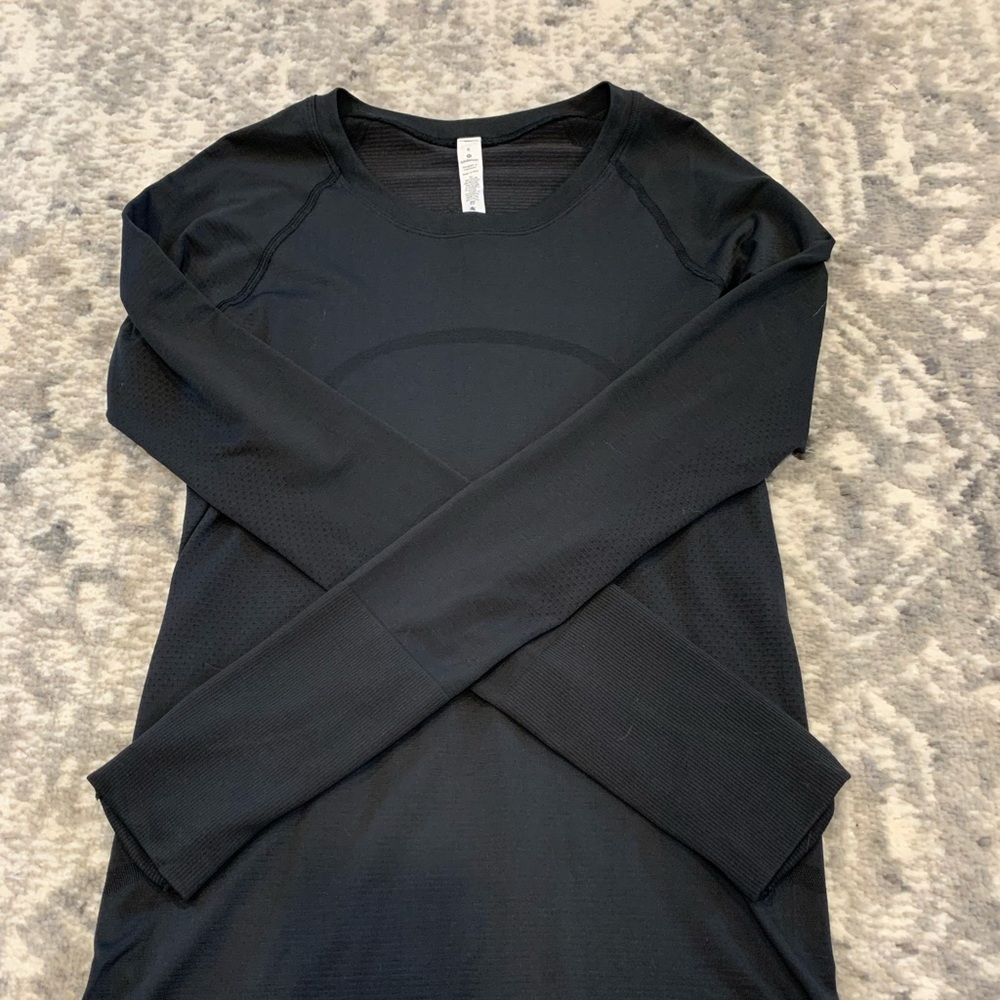 Lululemon Swiftly Tech Long Sleeve Shirt 2.0